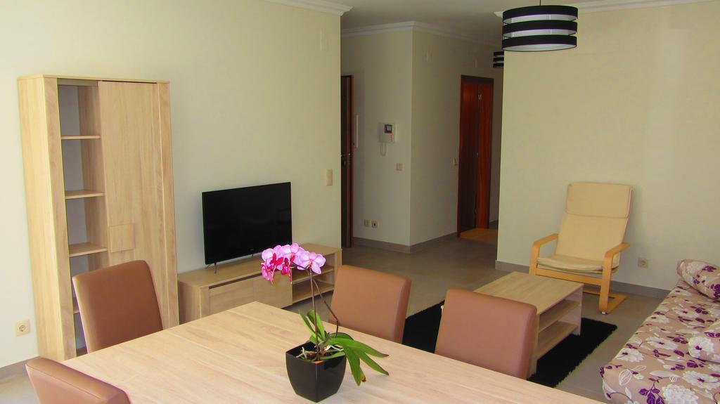 Apartamentos Patio Da Aldeia Армасан-де-Пера Экстерьер фото